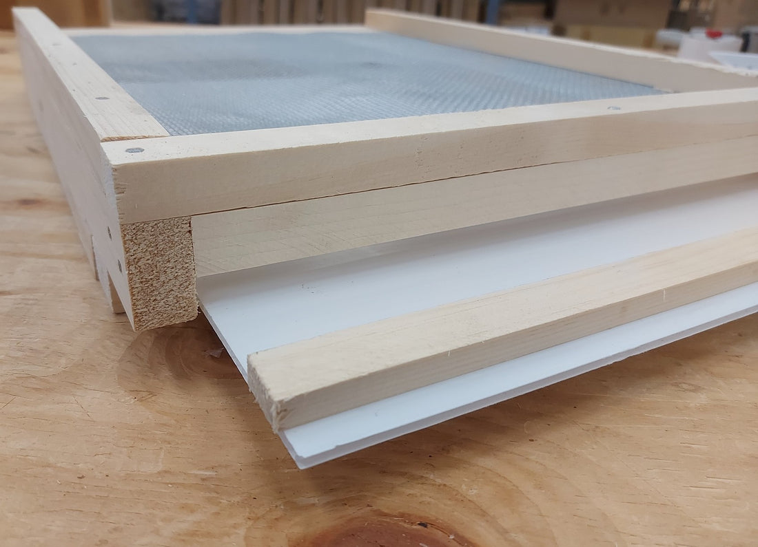 Screened Bottom Board, Solid Pine (Back Drawer, Untreated)