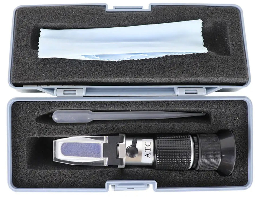 Refractometer