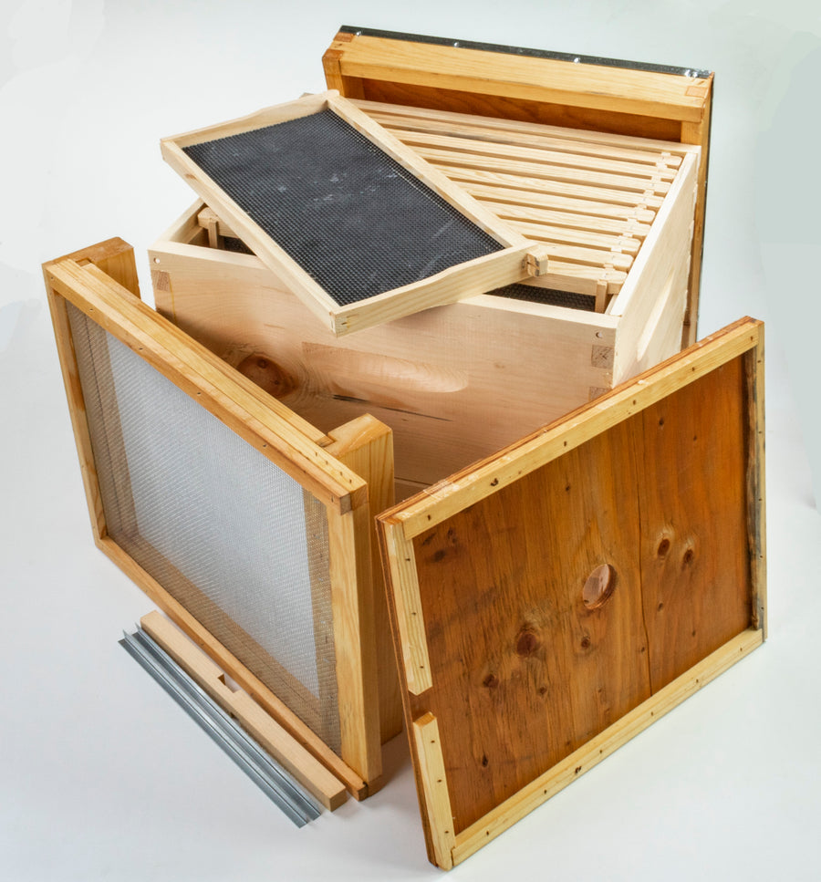 Basic Beginners Kit with Wood Frames/Plastic Foundation - Screened Bottom Board